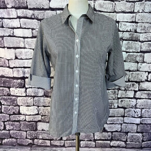 Chico's Tops - Chico's No-Iron Black & White Button Down Blouse Size S